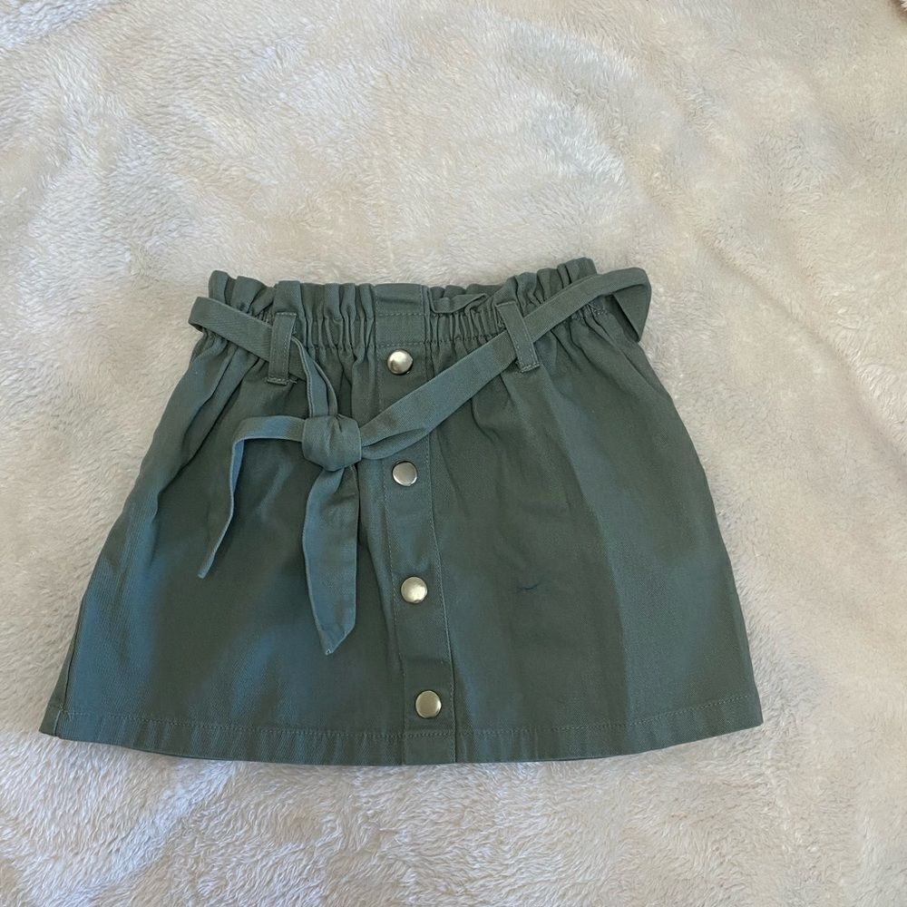 NWOT Isaac Mizrahi Khaki/Army Green Skirt Toddler Girl 4T